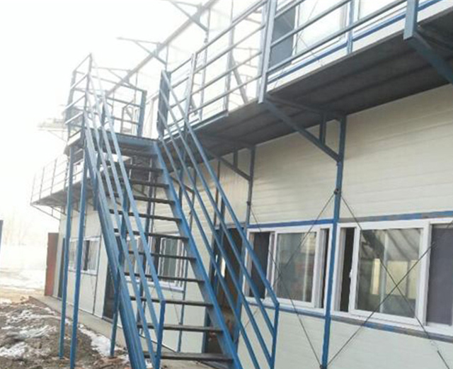 活動(dòng)板房拆除回收